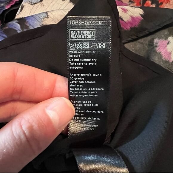 Topshop floral shift dress. Size 4 - Picture 8 of 8